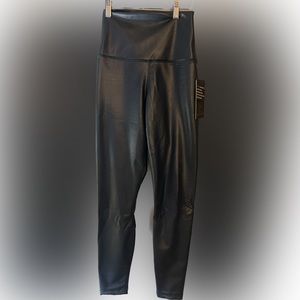 Leatherette Super High rise Small